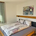 Bellevue Szálloda *